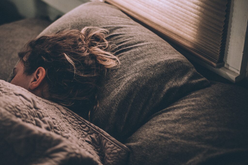 Uma boa rotina de sono é fundamental para o nosso corpo.